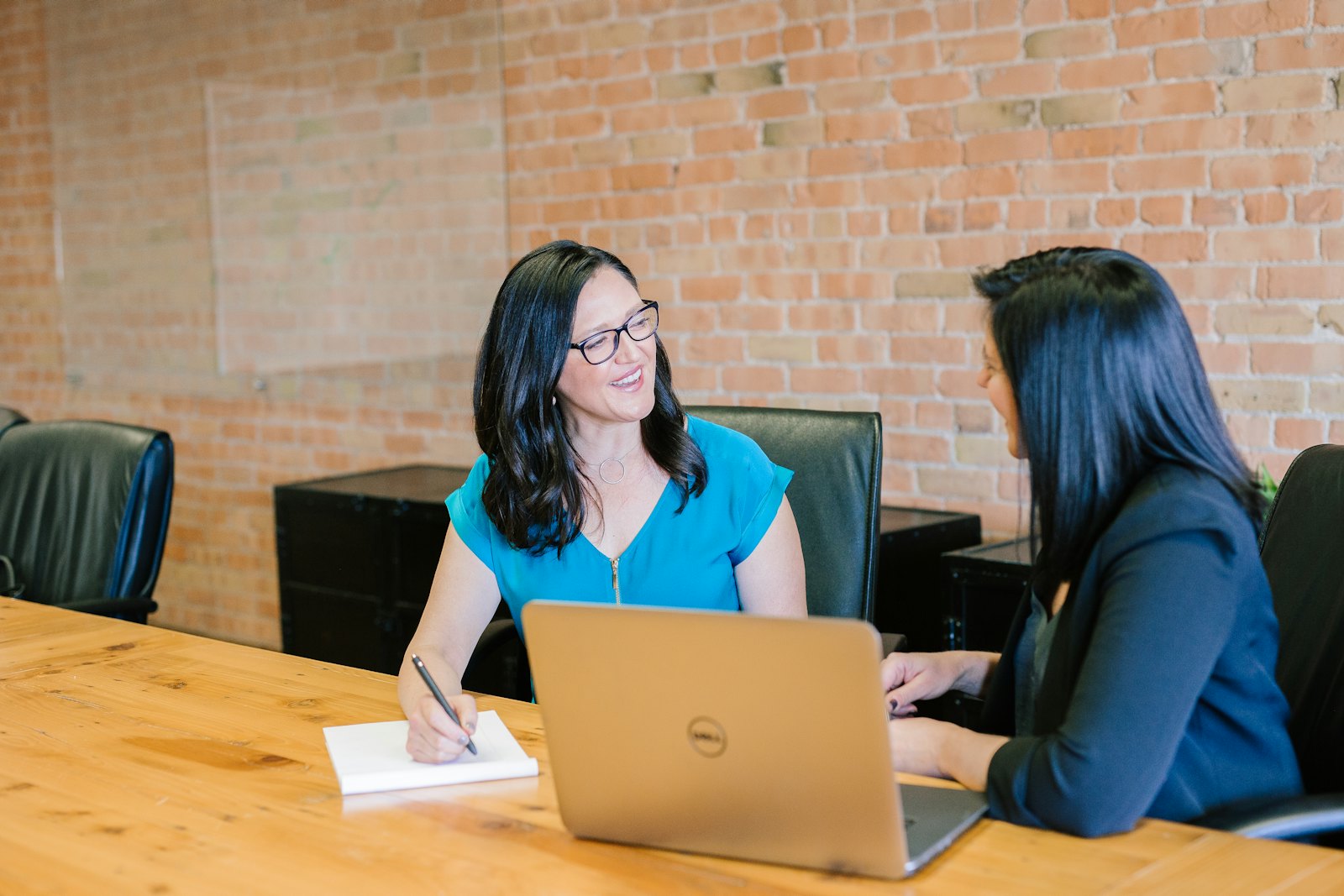 How to Use LinkedIn Open to Work the Right Way